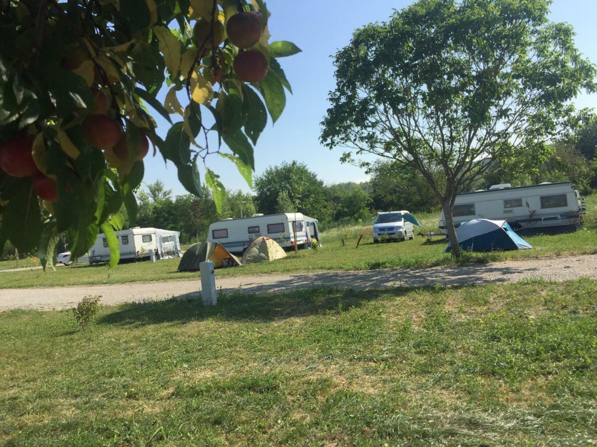 Camping Du Canal Kembs Eksteriør billede